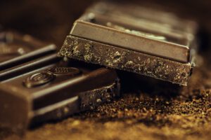 チョコレートの白い斑点はカビなの！？